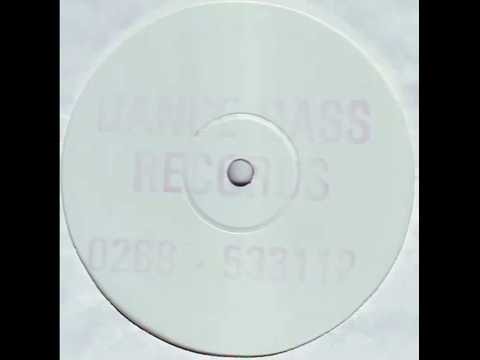 Battery 03 — Unknown Artist - Untitled Side A (Dance Bass Records)