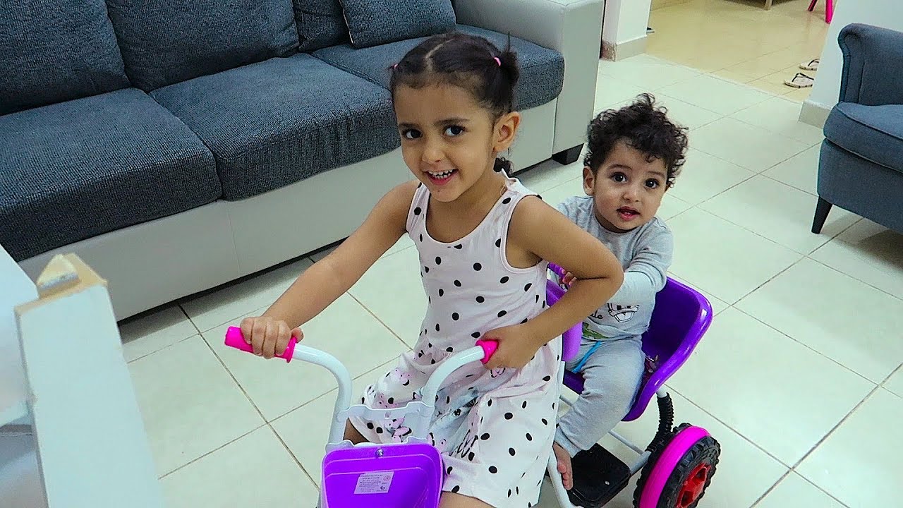 أول مرة أنس يركب الدراجة!!