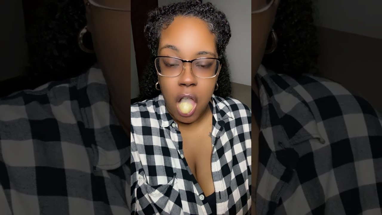 Gum Popping ASMR - LOUD