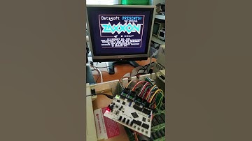 MCL65 6502 FPGA core running Zaxxon on Apple II+