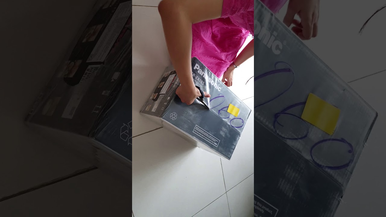 Unbox Panasonic SR-ZX185 Rice Cooker