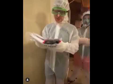 Бассейн из сухого льда. Трагедия с сухим бассейном. Ребенок утонул в бассейне. Трагедия с сухим бассейном. Бассейн из сухого льда.