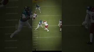 The 3-step short isn’t passive. It’s controlled aggression. Step on his toes. #offensiveline #NFL