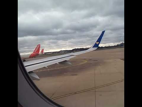 Thomas Cook Airbus A321 Pushback, Taxi and Take off from London Gatwick