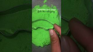 make a green sand car #asmr #kineticsand #asmr #relaxing #satisfyling