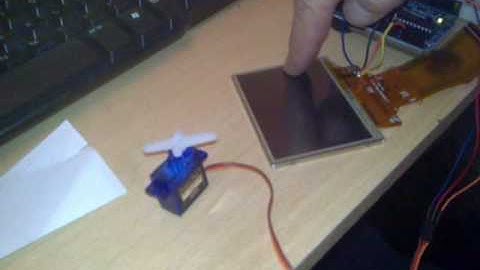 Touchscreen enabled servo