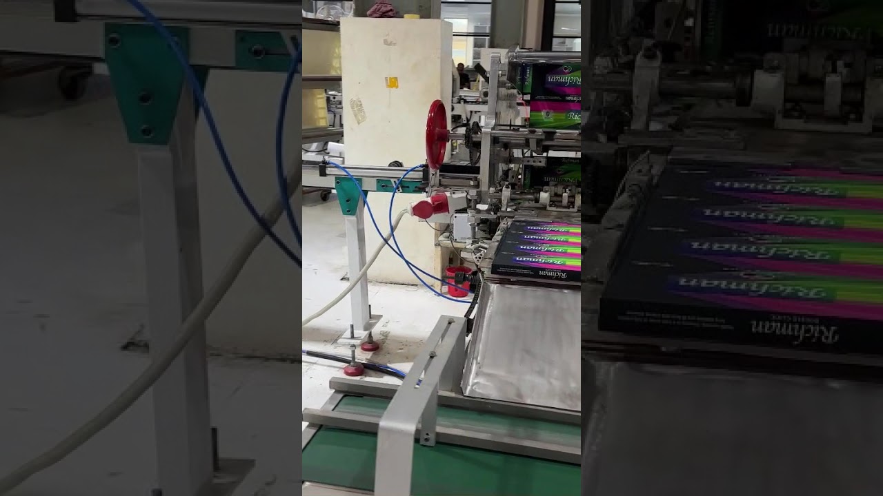 Cigarette Box Overwrapping Machine Naked Over Wrapper in Process