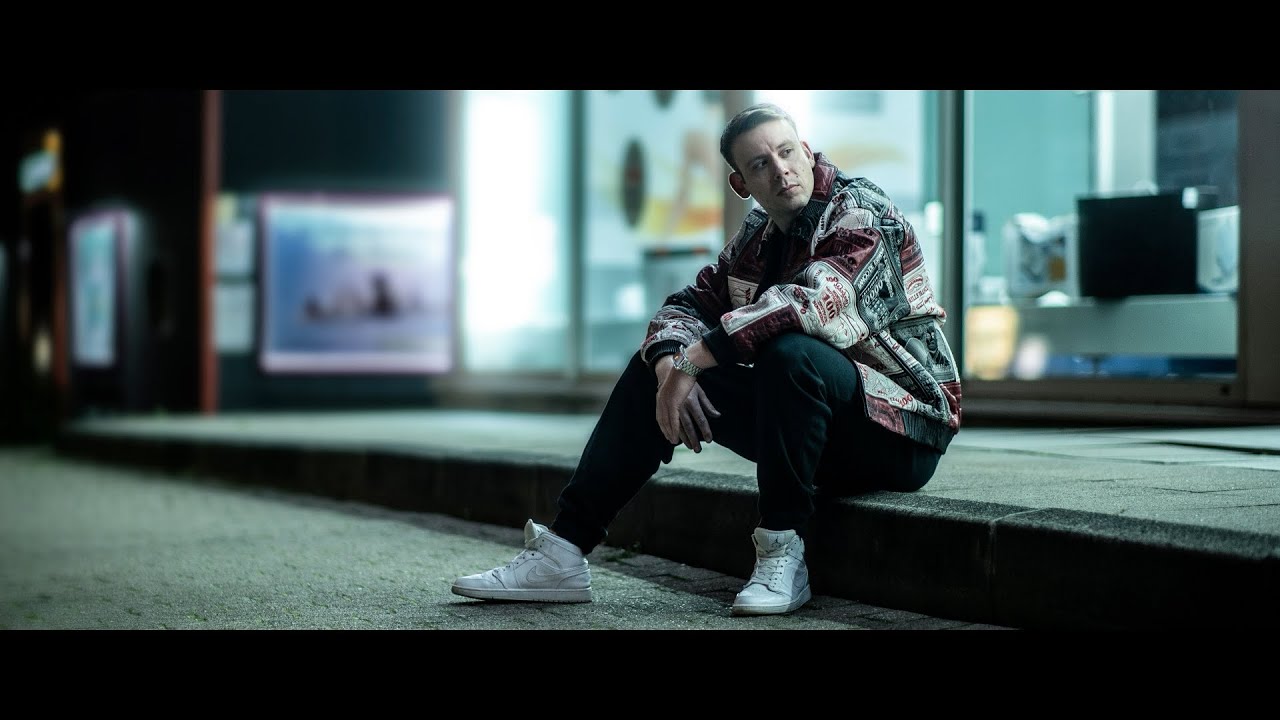 Chm - Trinity (Intro) prod. by Emde51 adlı videoyu YouTube'da izle Chm - Trinity (Intro) prod. by Emde51 adlı videoyu YouTube'da izle