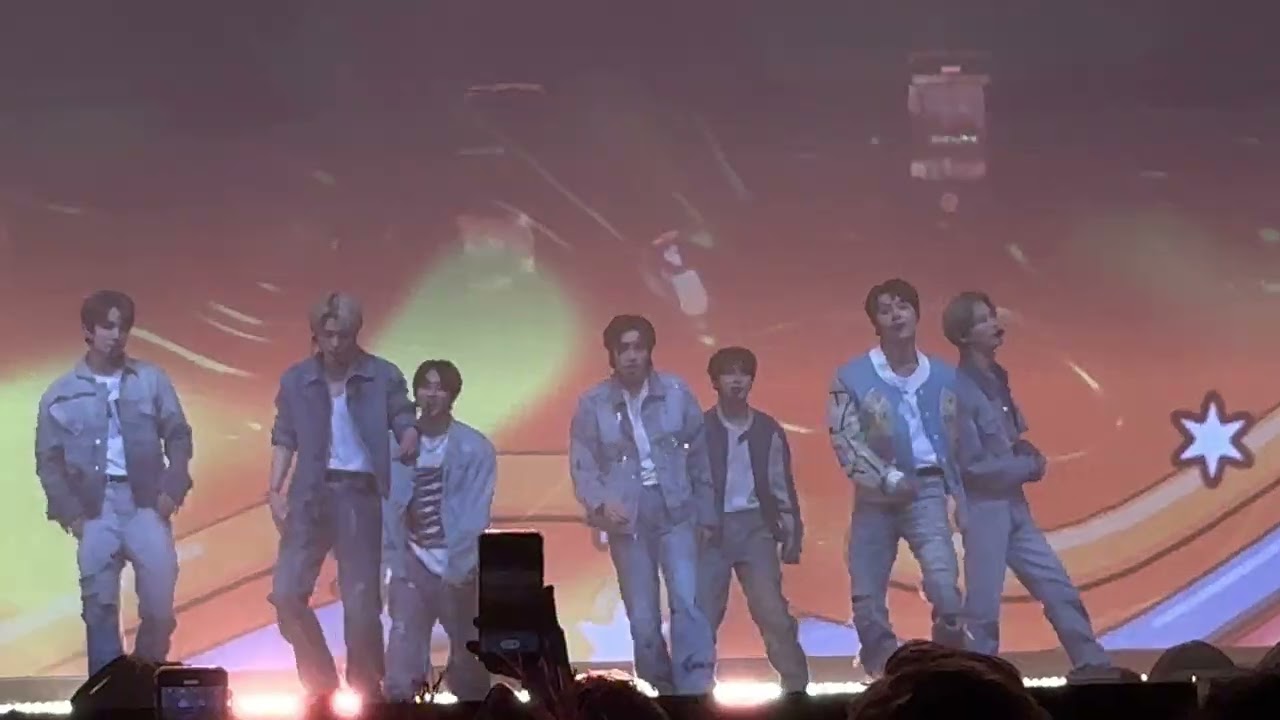 [4k] 230422 ENHYPEN (엔하이픈) - TFW (That Feeling When) - ENHYPEN at We Bridge