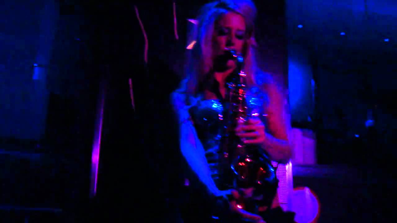 the lovely laura live sax MAMBO YouTube