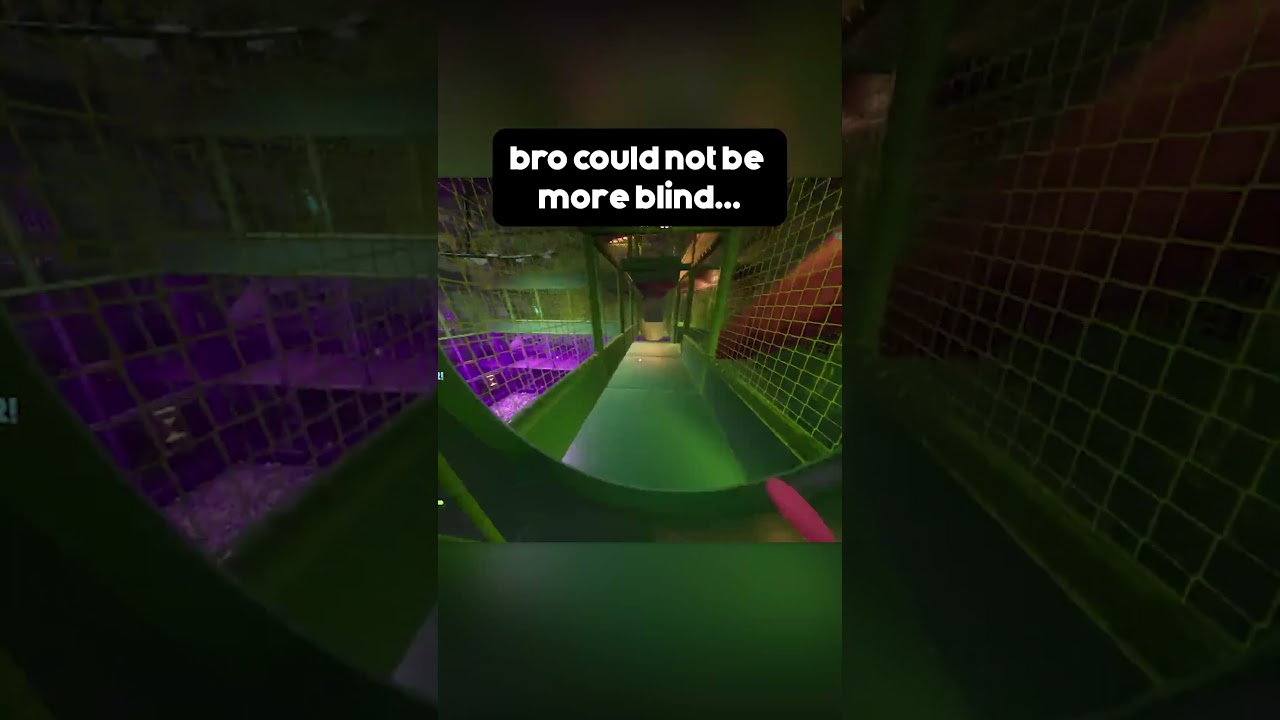 bro could not be more blind... #shorts #funny #funnymoments #gaming #memes #goofygorillas
