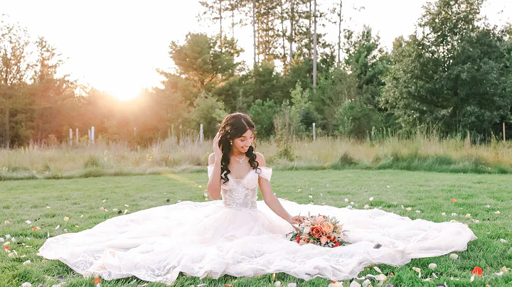 Intimate & Romantic Forest Wedding in Wisconsin
