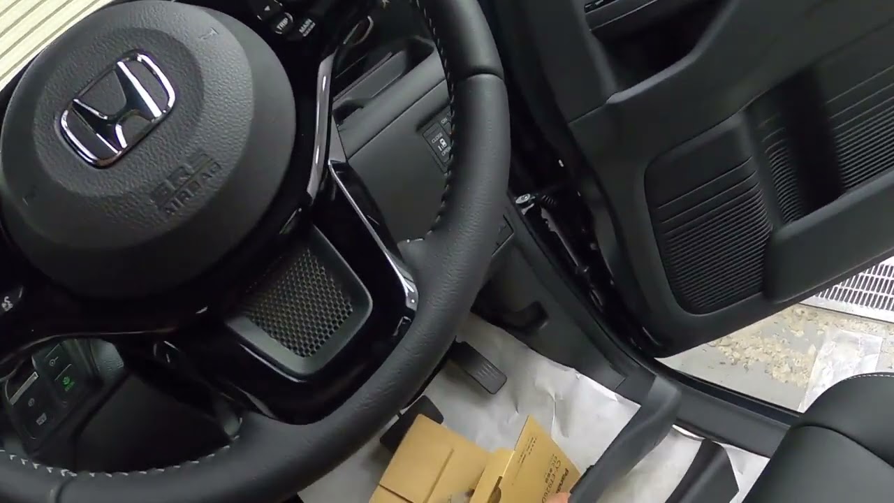 N-BOXカスタム】フローティングナビ取付 - YouTube