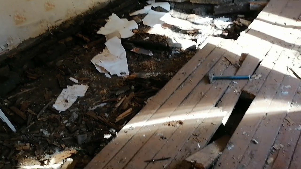 Когда решил сделать косметический ремонт на даче)) - YouTube