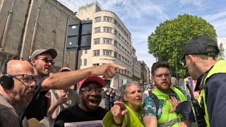 ARREST HIM NOW!!! Bonkers Bristol Magic Screen 😂 😂 😂 