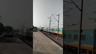 22919 Chennai - Ahmedabad Humsafar Hauled By An Offlink GZB WAP-7 Skips Bilimora Junction