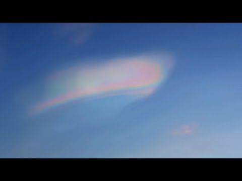 Learn with us: Iridescence cloud