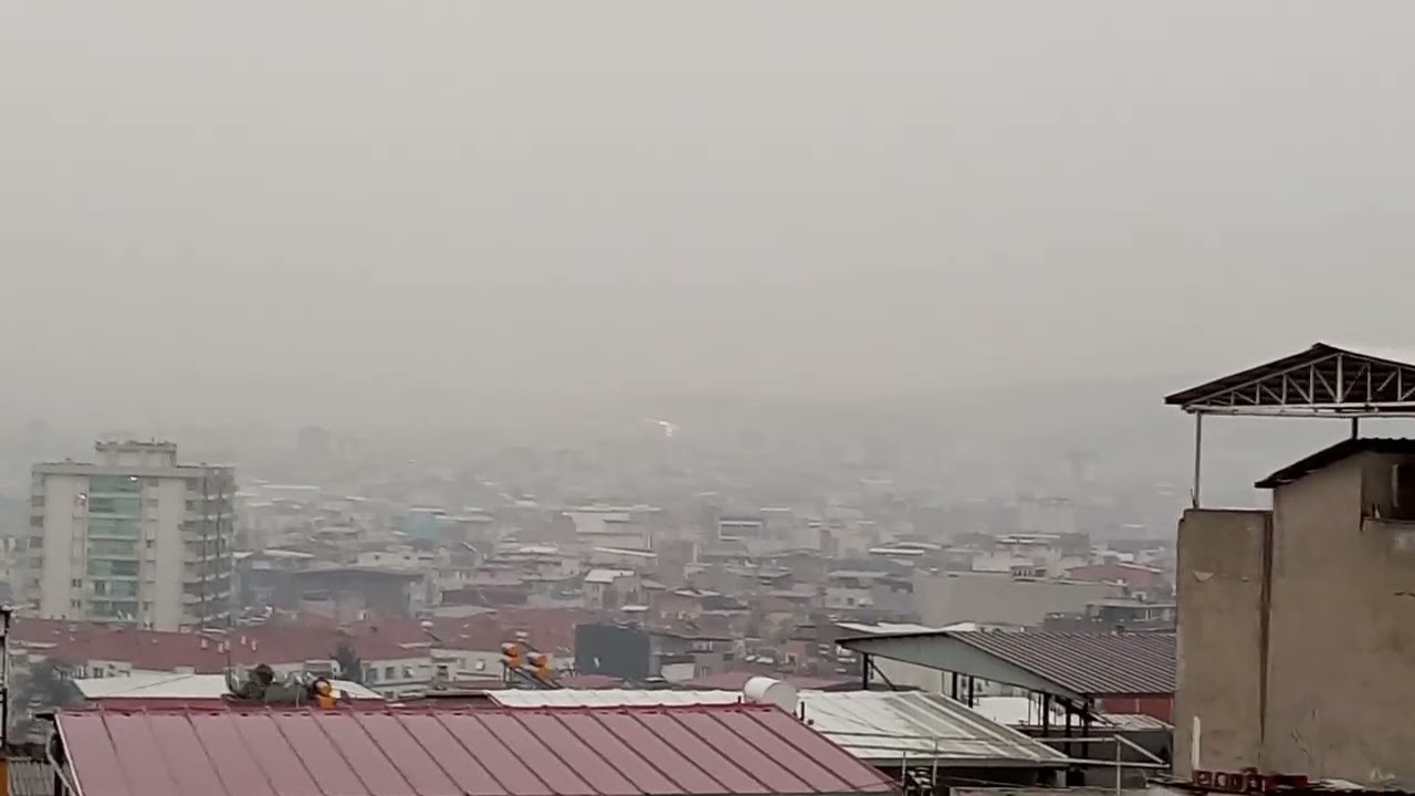 В Измире началась буря.