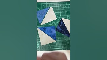 Half rectangle triangle turn into the ZigZag block #littlebitdifferent #blockofthemonth #quilting