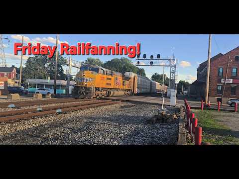 Friday Night Trackside and I Had To Call the Railroad Police