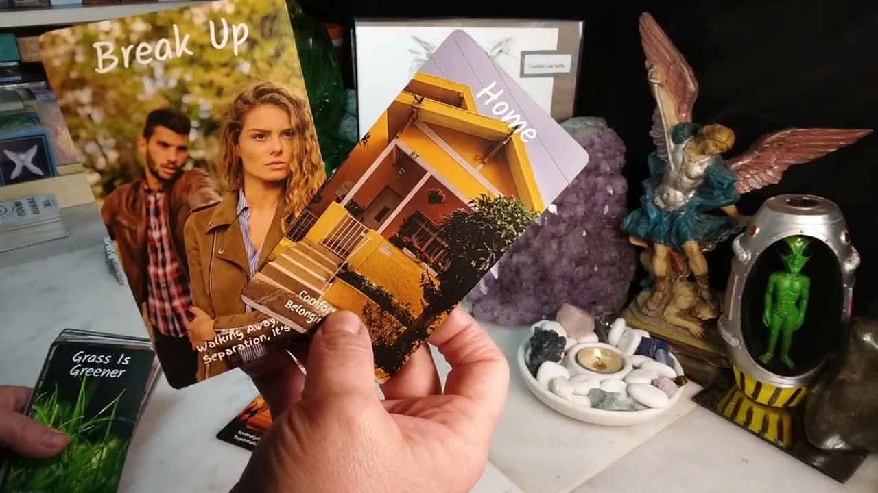 AQUARIUS Your Future Love Is Going Through A Breakup