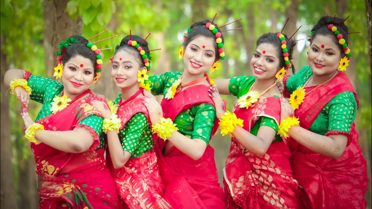      Dola Roy  Abhijit Basu  Joyjit Dance 