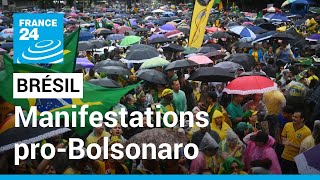 Au Brésil, des manifestants pro-Bolsonaro réclament l'intervention de l'armée • FRANCE 24