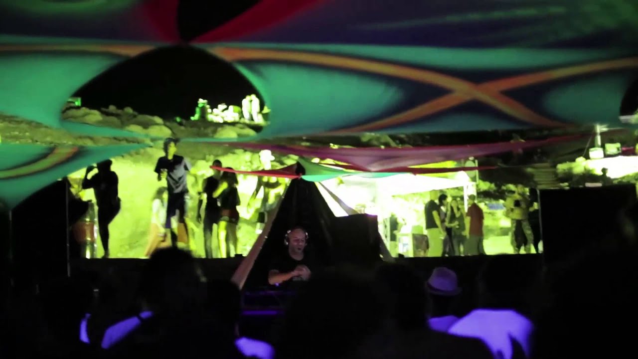 SanDance - The beach camp by Forestronika Crew