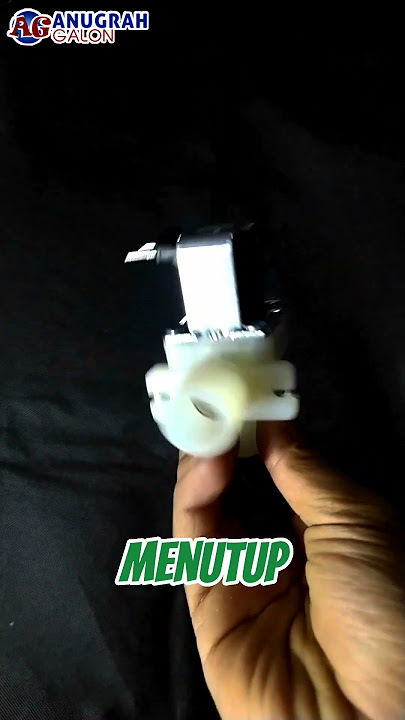 HOW THE GALLON RINSE MACHINE WORKS