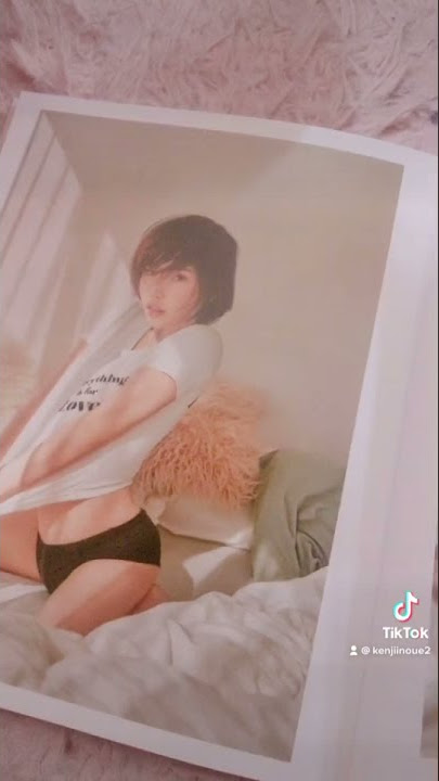 JAV Actress Eimi Fukada photobook unboxing 2021