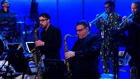 Thumbnail of Harry Connick Jr performs "Silent Night"