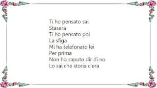 Video thumbnail of "Vasco Rossi - Quanti Anni Hai Lyrics"