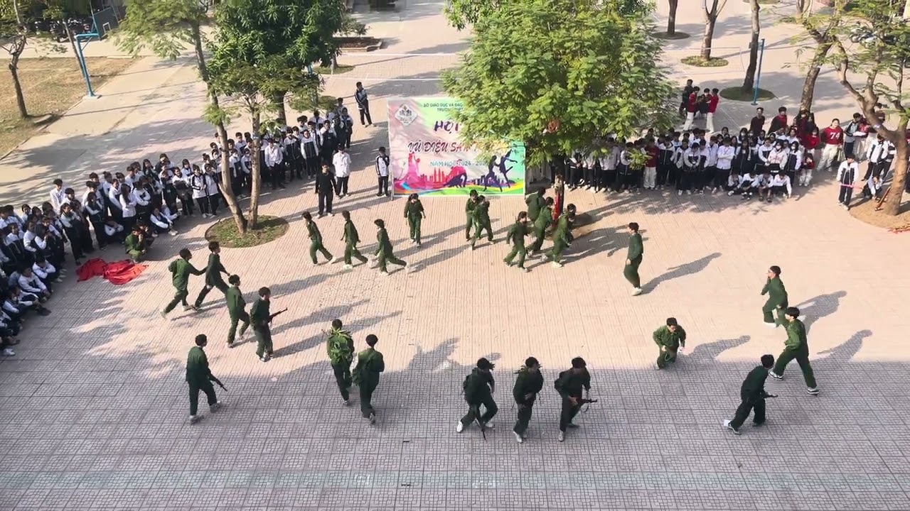 Dân vũ lớp 10A6 Trường THPT Ngô Quyền