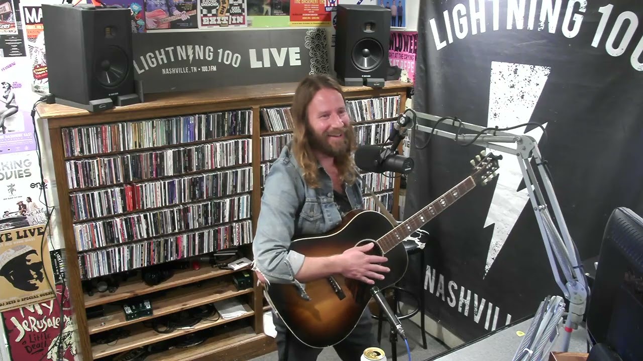 David Borne performs “Singing Machine, Microphone” and “I Like The Idea” - Live at Lightning 100