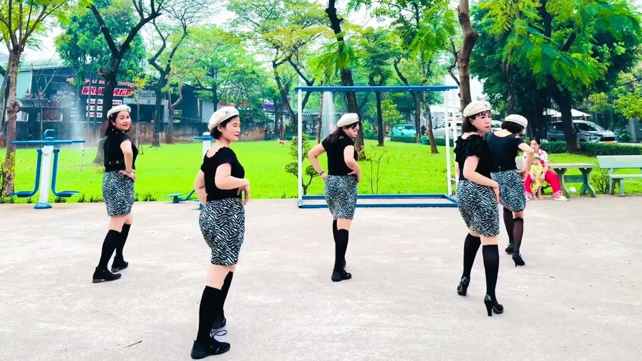 Bài nhảy Woman in Love 2025