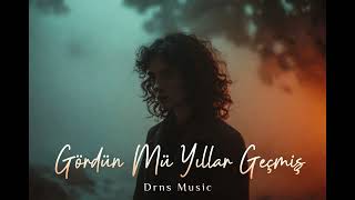 Gördün Mü Yıllar Geçmiş Bak Sende Yorulmuşsun