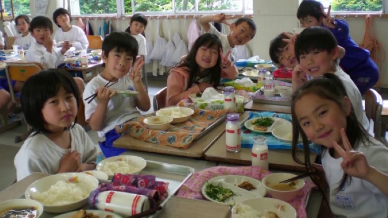 Japon Okulları Hakkında Bilmediğiniz 10 İlginç Bilgi - YouTube