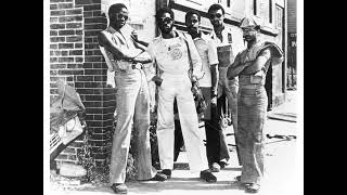 The Blackbyrds Walking in Rhythm