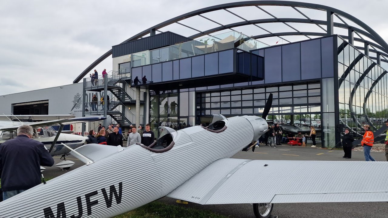 Quax Flieger Hangartage 2024 am PAD Airport - YouTube