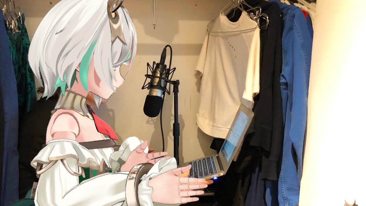 Cecilia Exposes Gigi's Terrible Closet Setup