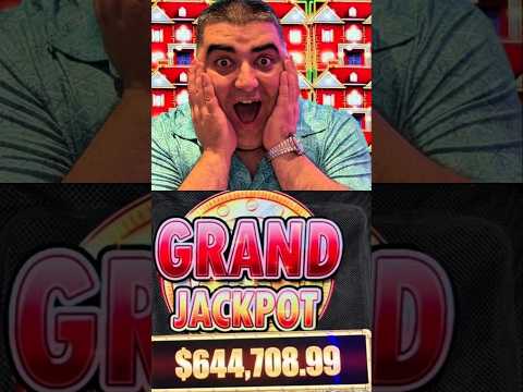 This ONCE IN A LIFETIME WIN Shocked the Entire Casino