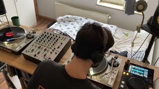 Download Lagu Techno DJ SET 17.11.2025 : vinyl \u0026 digital mix MP3