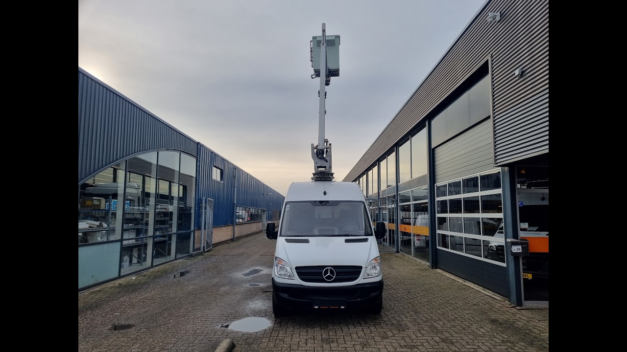MB SPRINTER 313 CDI HUBARBEITSBUHNE 12M EURO 5