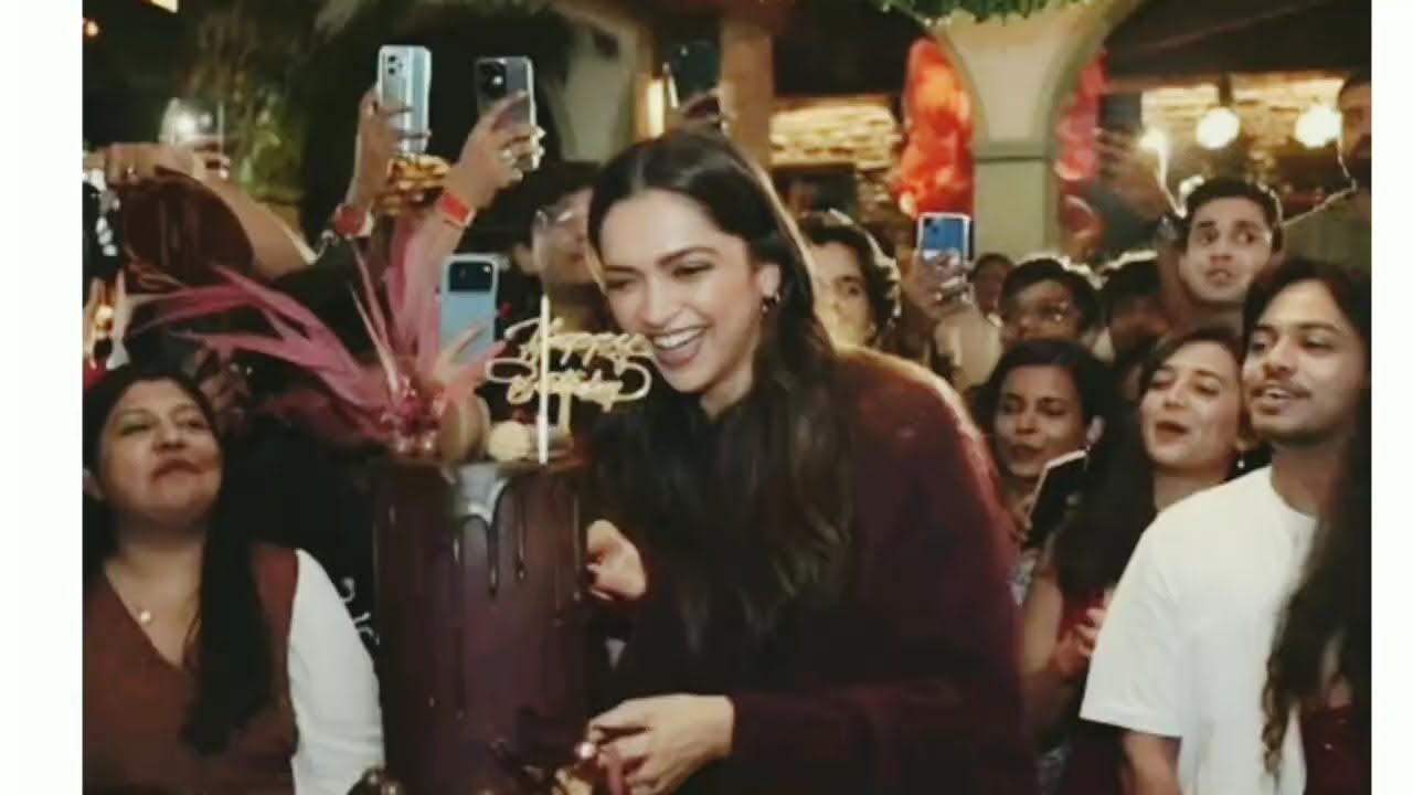 Deepika Padukon celebrates her 40th birthday with fans🎂🤩❣️ 