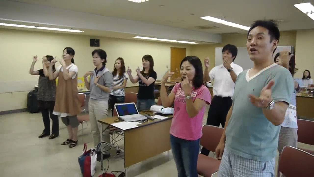 Genki English: Look at me! Him/Her etc. ESL Song