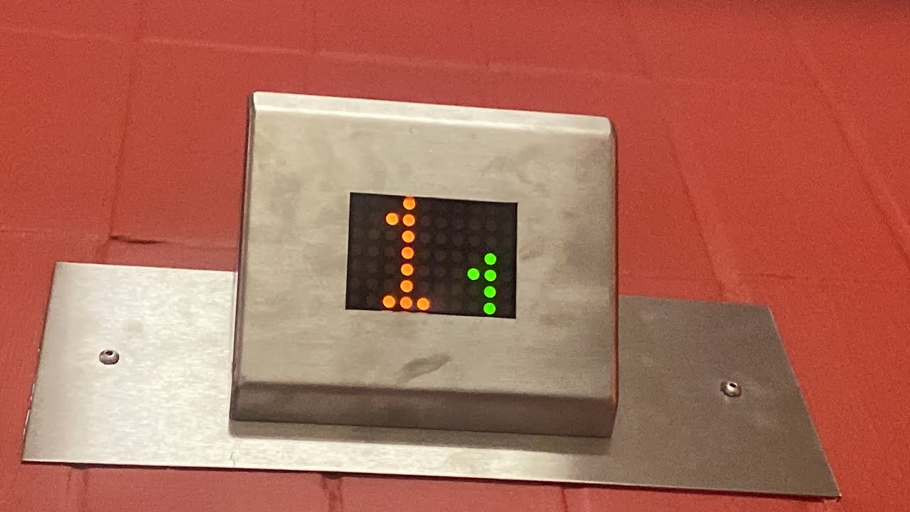 Express/Bennie? Lifts (Modded with lester controls) at QPark