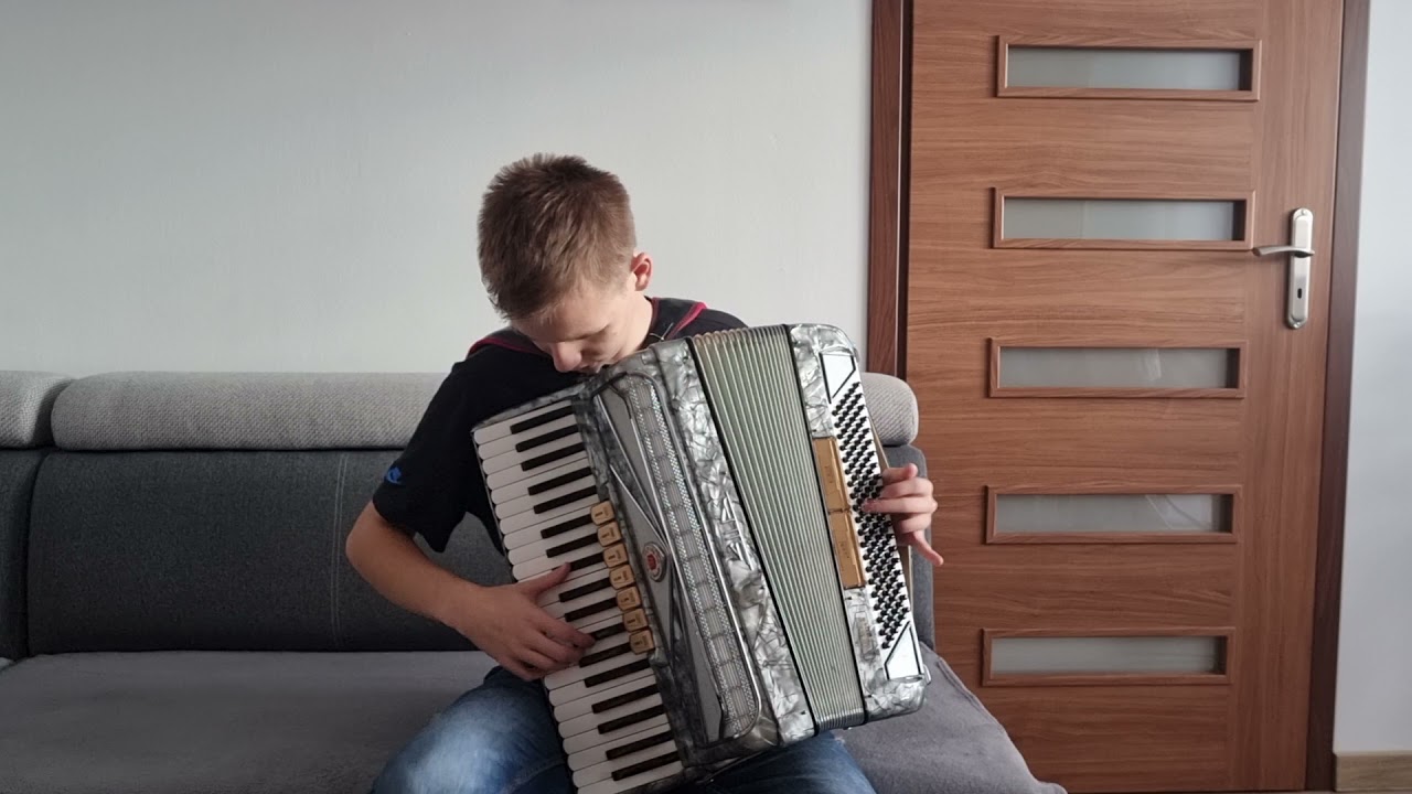 Sail along silvery moon- akordeon Manfrini 120