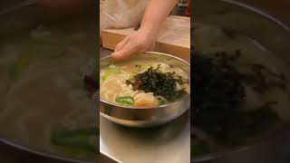 SEOUL FOOD MARKET - Gwangjang KOREA #hotteok #noodles #koreanfood