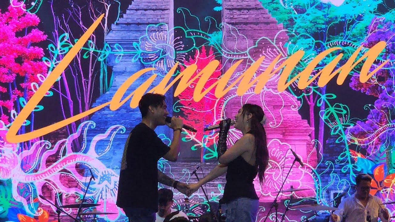 DUET Ayah x Bunda Loh Kie 🔥 Happy Cium Gilga di Konser Koplove, Bogor
