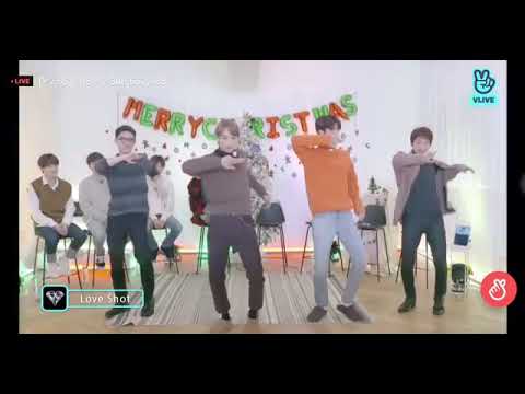 D.o, kai, xiumin, and sehun dance LOVE SHOT  @Vlive